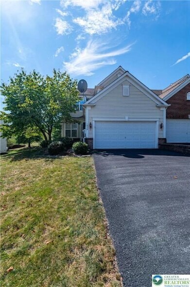 Foto principal - 1828 Majestic Dr