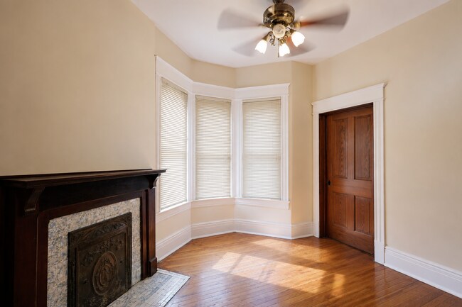 Photo - 2063 Sherwood Ave Louisville, KY 40205 Apartment