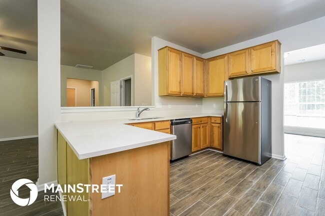 Building Photo - 3630 Whitworth Dr