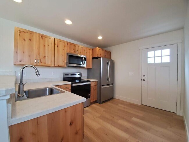 Foto del edificio - 3354 S 30th Ave