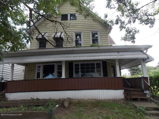 Foto del edificio - 32 S Goodwin Ave