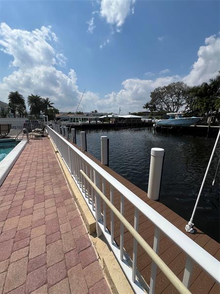 Foto del edificio - 2797 NE 51st St