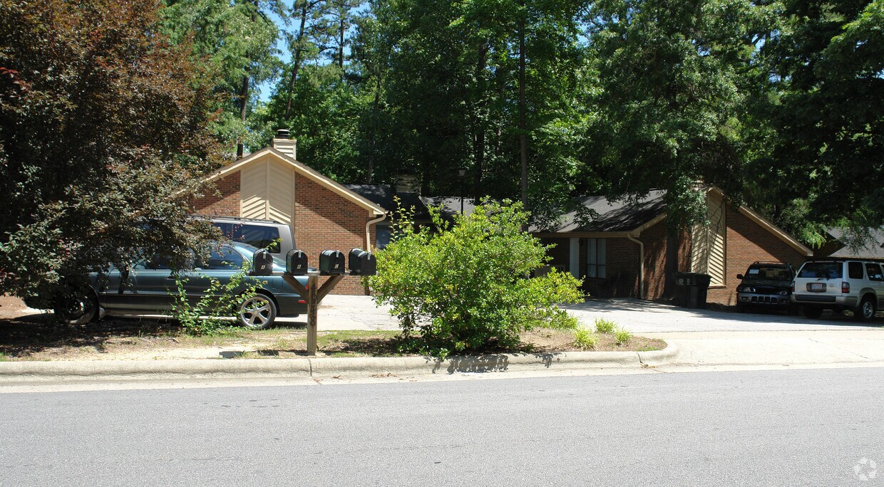 Building Photo - 4948 Pebble Beach Dr
