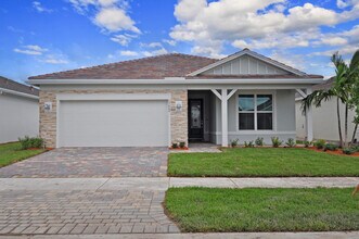 Building Photo - 13609 SW Vermillion Cir