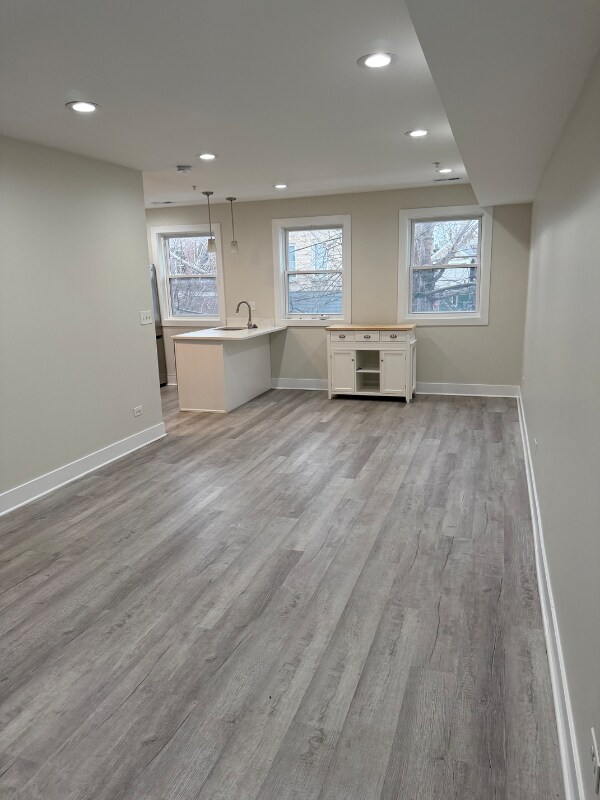 Foto del edificio - 2242 W 18th Pl