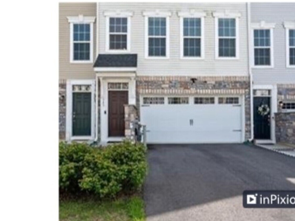 Primary Photo - 3 Bedroom Single Family Townhouse in Bear ...