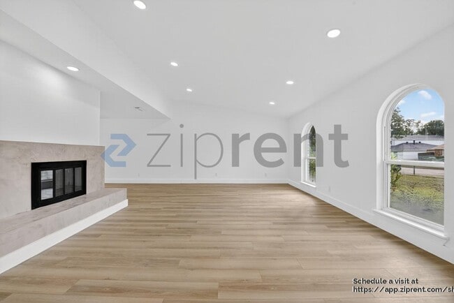 Building Photo - 1613 Cumberland Trail