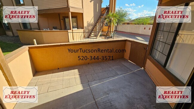 Foto del edificio - Downstairs - 3 Bedrooms and 2 baths with a...