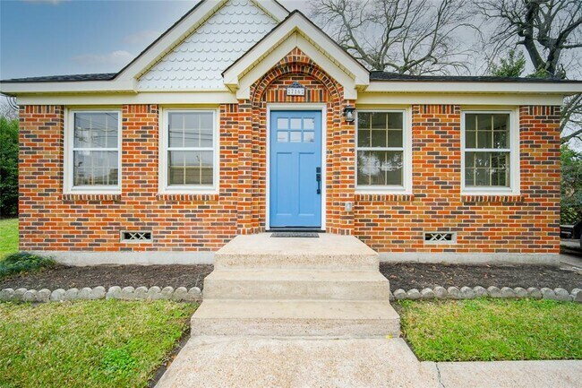 Foto del edificio - 716 Kelley St