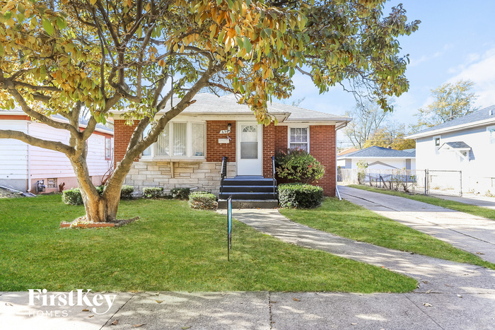 Primary Photo - 658 Mackinaw Ave