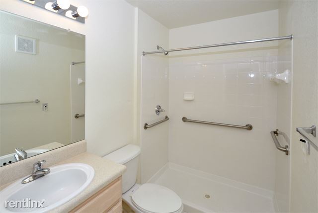 Foto del edificio - 2 br, 2 bath Apartment - 1124 Lauren Lane