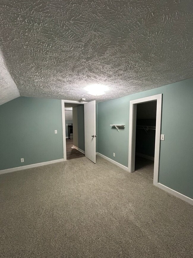 Building Photo - Unique 3-Bedroom, 2-Bathroom Home with Mother-In-Law Suite – $1,600/Month