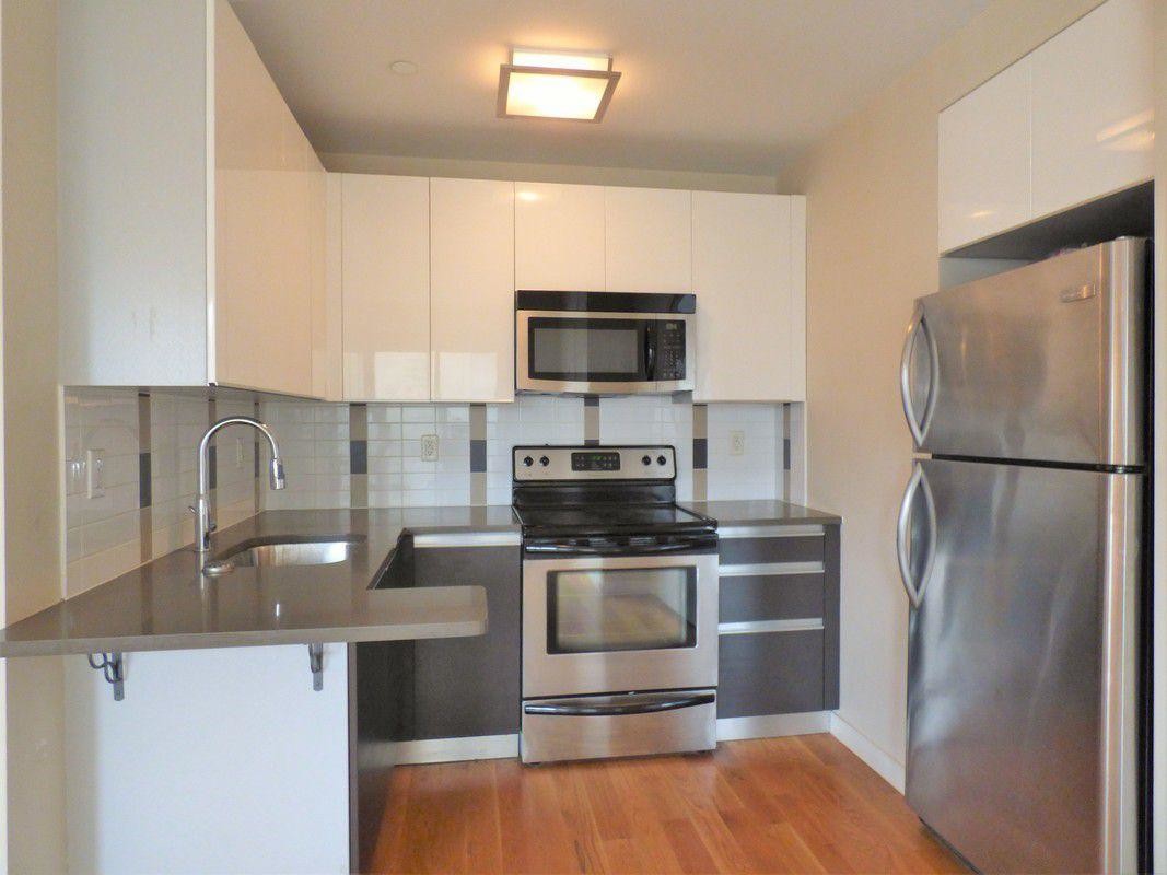 Primary Photo - 400 Bedford Ave