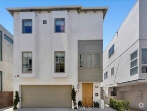 Building Photo - 505 Bayview Dr