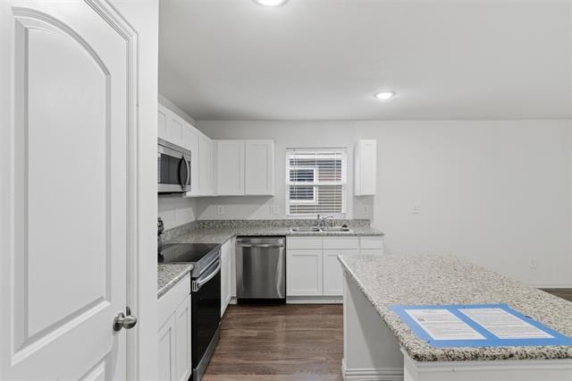 Foto del edificio - 104 Holiday Dr