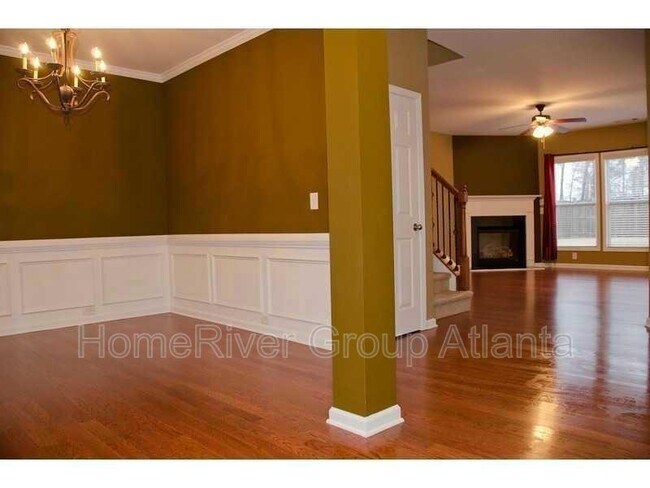 Foto del edificio - 2180 Mindy Ln