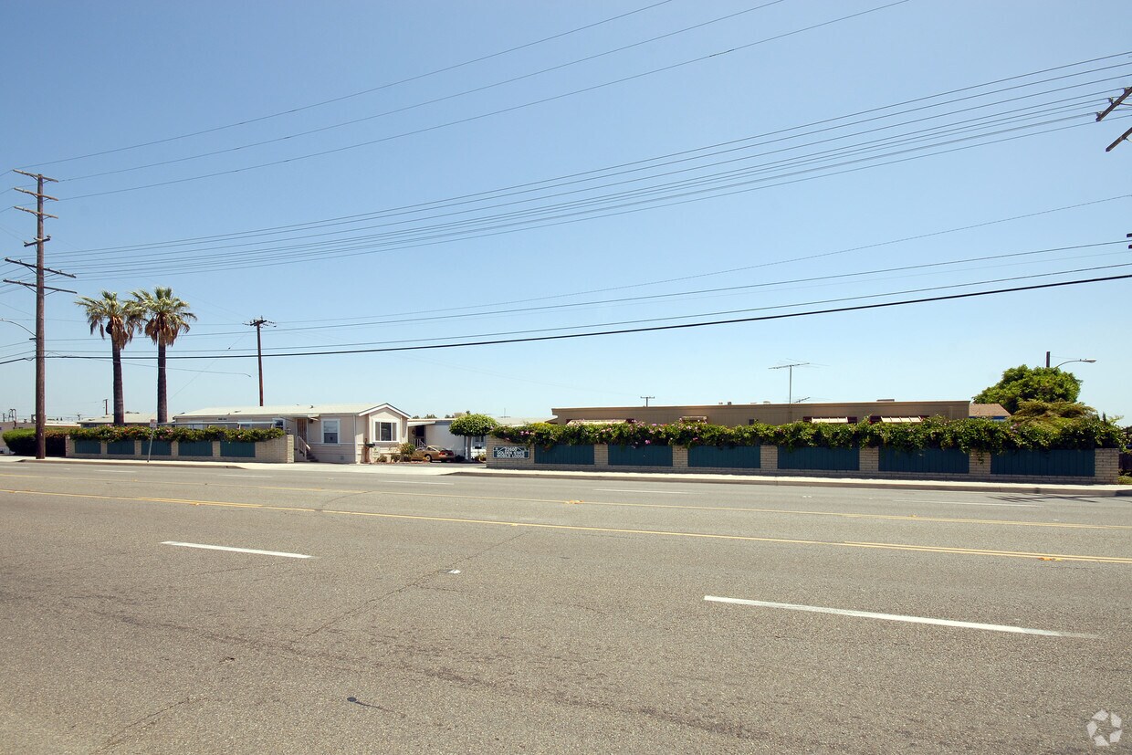 Primary Photo - Golden State Mobile Lodge