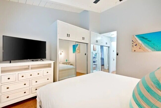 Foto del edificio - Comfortable and Spacious Rental Opportunity