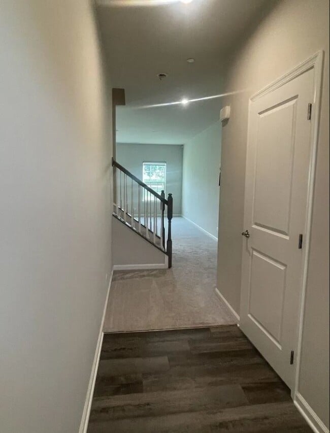 Building Photo - 3403 Helene Rieder Dr