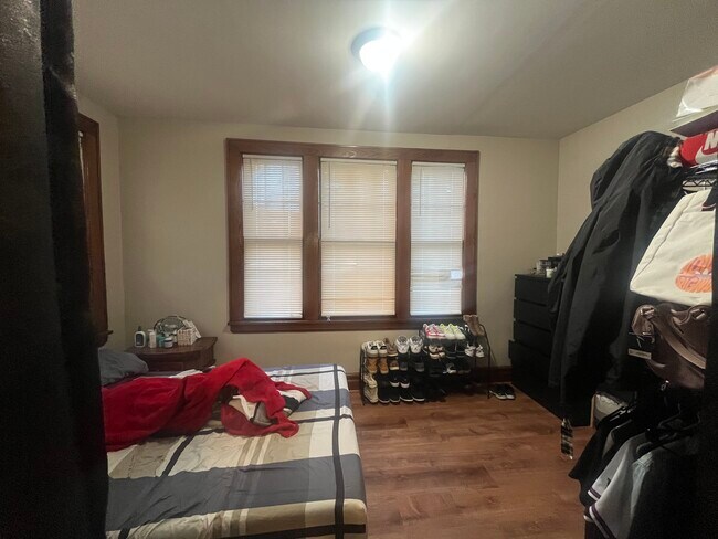 Foto del edificio - 392 N 12th St