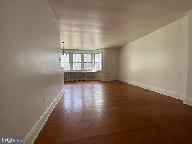 Foto del edificio - 4643 Pine St