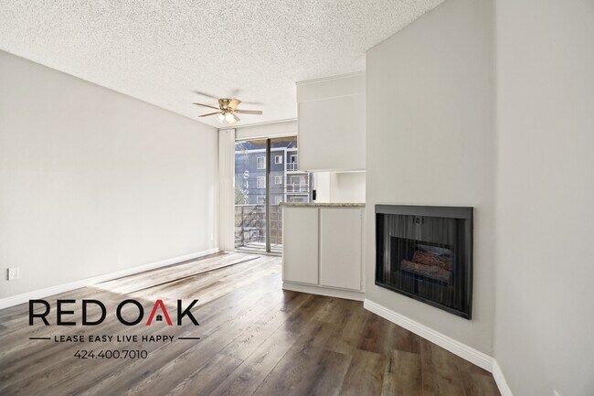 Building Photo - Don't Miss This 2 Week Free Move-in Specia...