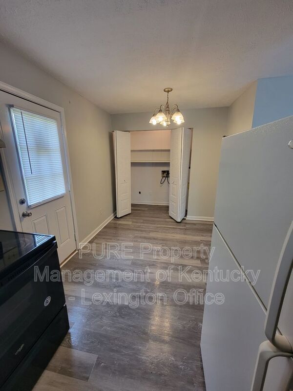 Building Photo - 1331 Liberty Dr