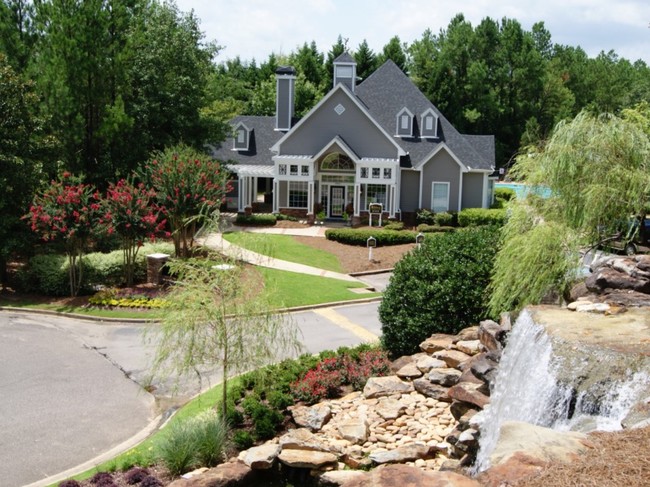 The Falls and Woods Of Hoover Apartments - Hoover, AL | Apartments.com