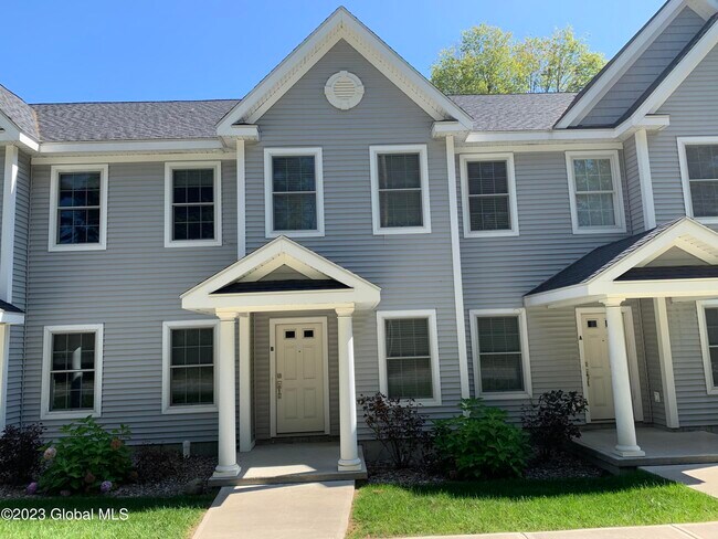 Building Photo - 316 Ballston Ave