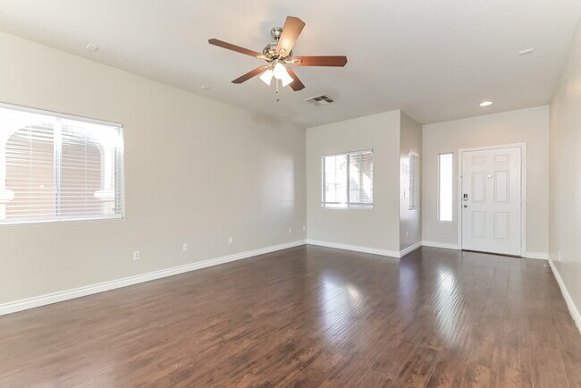 Building Photo - 217 Gemstone Hill Ave