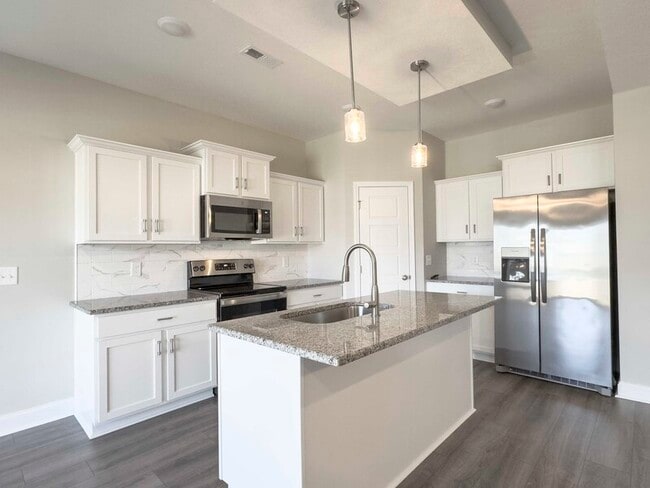 Foto del edificio - 290 Elwell Rd