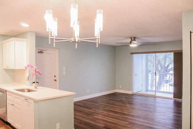 Building Photo - 2508 SE Anchorage Cove