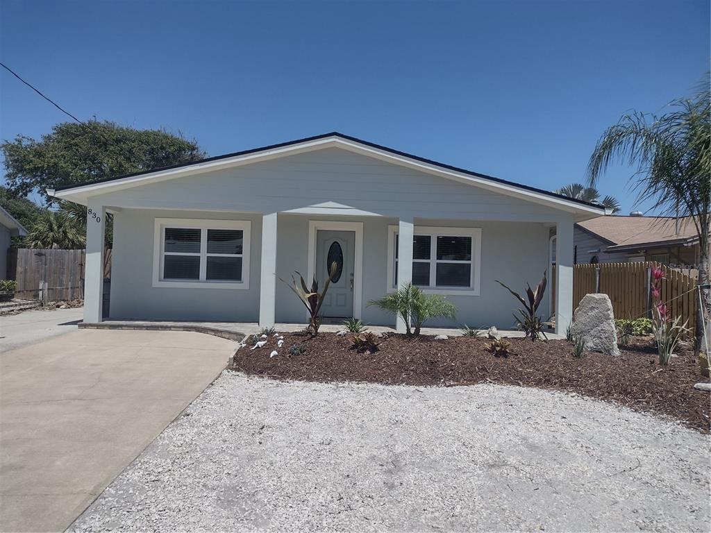 Foto principal - 830 E 18th Ave