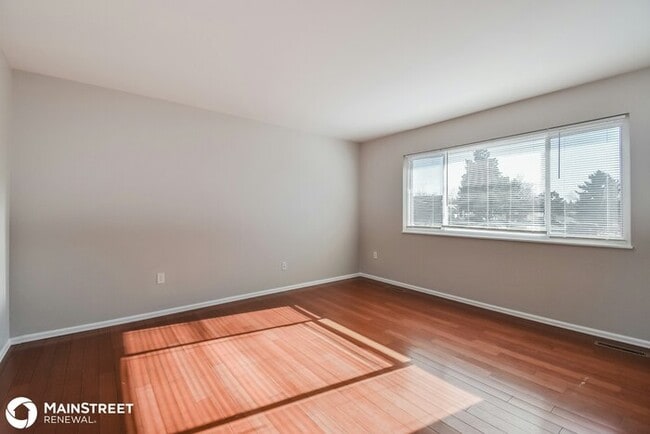 Building Photo - 4844 S Splendid Cir