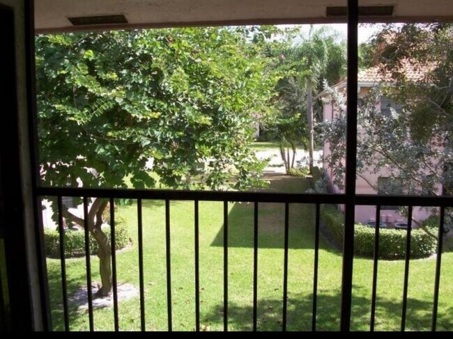 Foto del edificio - 6776 Montego Bay Blvd