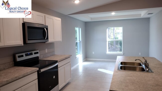 Building Photo - 3107 35th St W