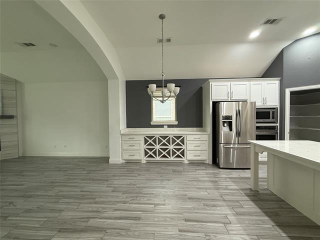 Foto del edificio - 2104 Hubbard Park Ln