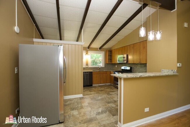 Foto del edificio - 1227 Wood Ave