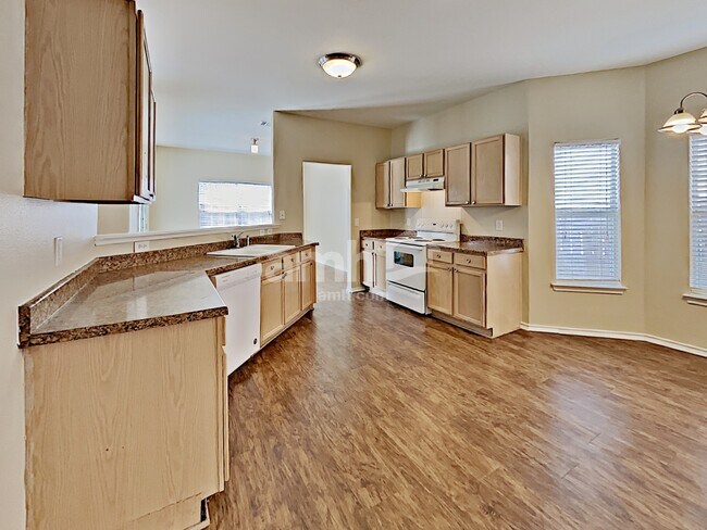 Building Photo - 12202 Gwendolen Dr