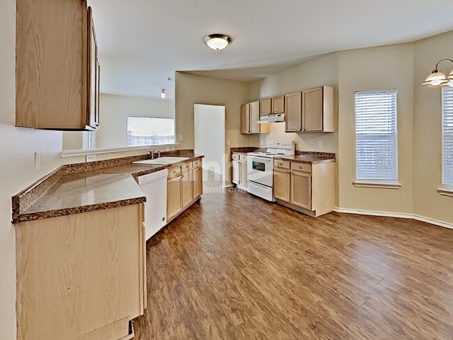 Foto del edificio - 12202 Gwendolen Dr