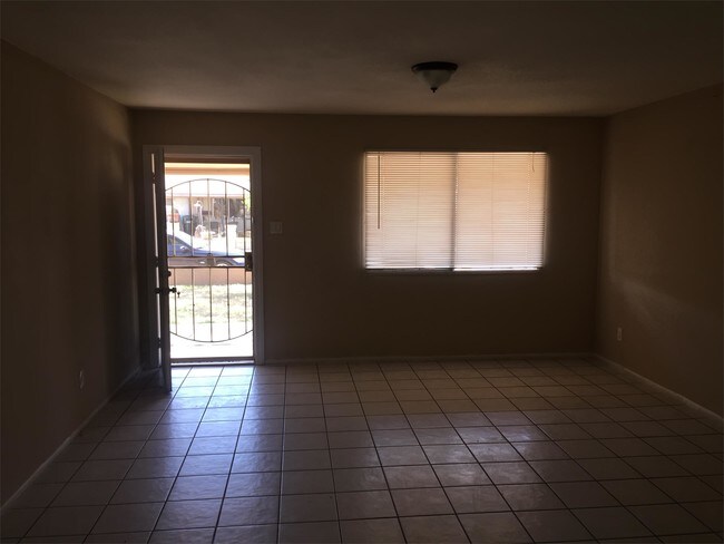 Foto del edificio - 3815 N 79th Ave