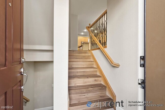 Foto del edificio - 3 br, 3.5 bath Townhome - 515 Suez Ter, Su...