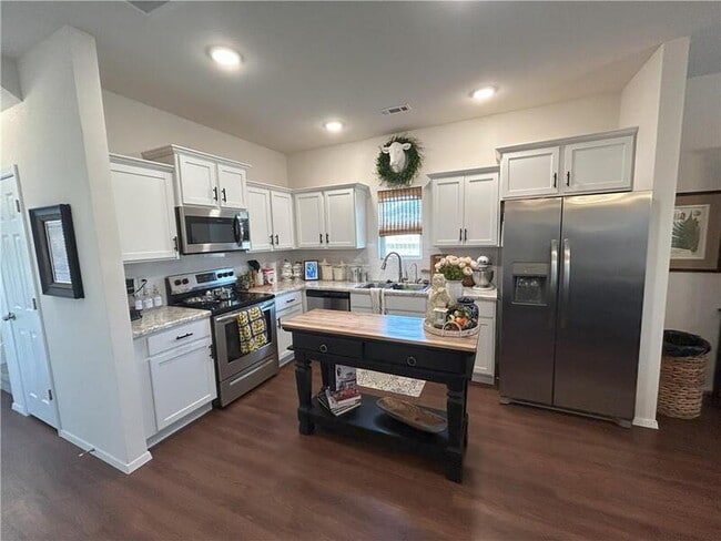 Building Photo - 1128 S Nighthawk Ln