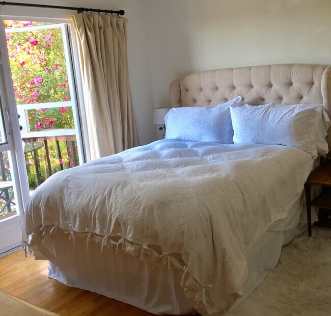 bedroom - 844 Haverford Ave