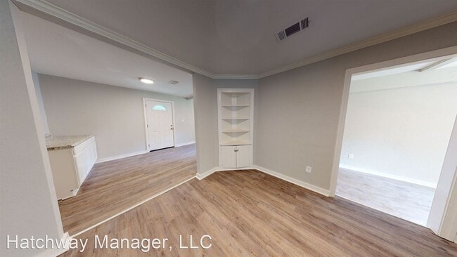 Building Photo - 3 br, 2 bath House - 710 Avalon