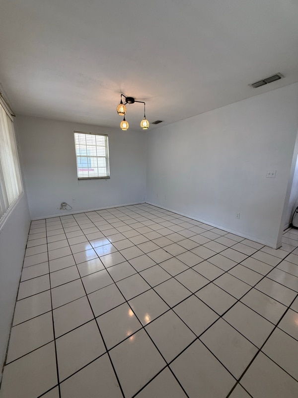 Building Photo - 409 S Orleans Ave