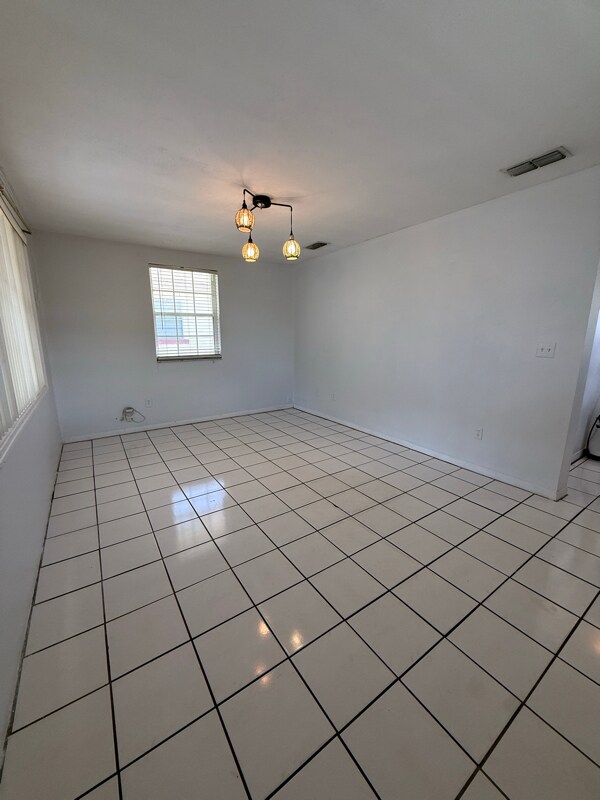 Foto del edificio - 409 S Orleans Ave