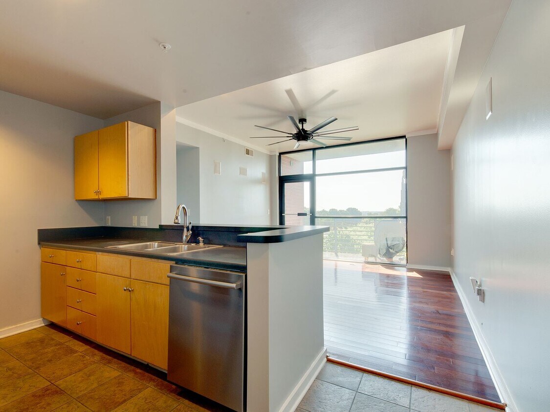 Primary Photo - This move in ready condo has it all in Cha...