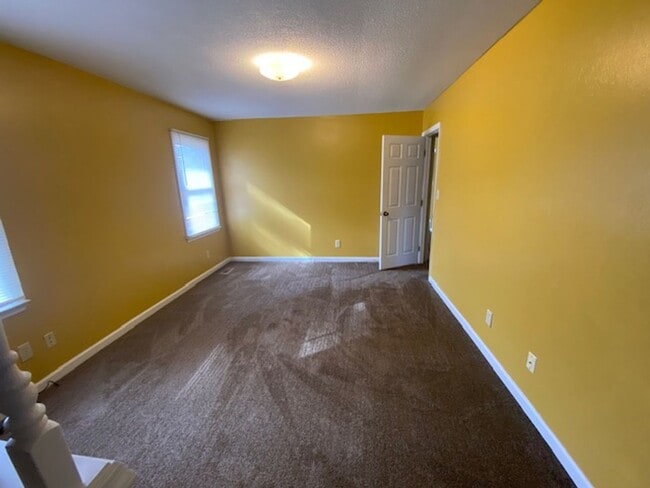 Building Photo - 1351 Butterwood~ Farmington