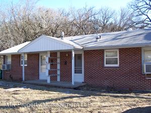 Primary Photo - 2441 Anderson Ave